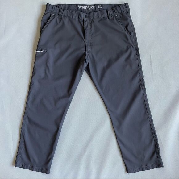 Wrangler Other - Wrangler Outdoor Gray Hiking Pants Zippered Pockets Men’s Size 42x30